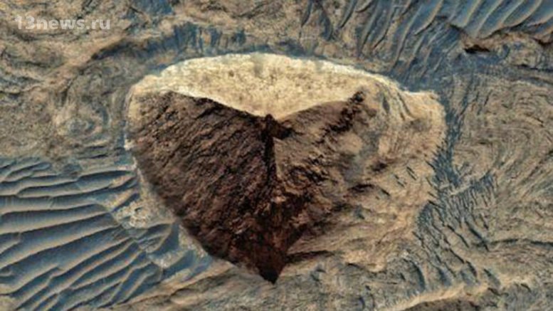 На Марсе обнаружили гигантскую пирамиду, кто её построил?