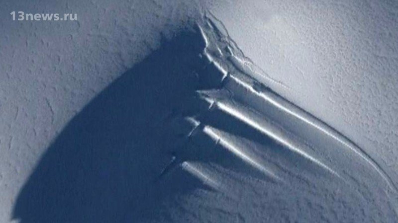 В Антарктиде снова нашли таинственное сооружение, огромная антенна видна из космоса