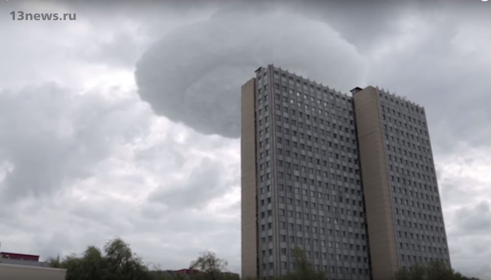 В интернете набирает популярность видео НЛО над Москвой