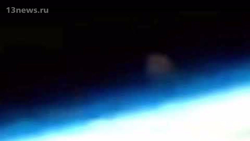 На камеры МКС попала неизвестная планета около Земли
