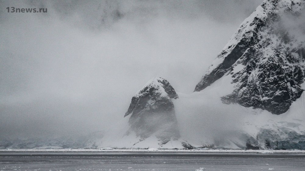 В Антарктиде зафиксировали неизвестный источник жуткого гула в леднике