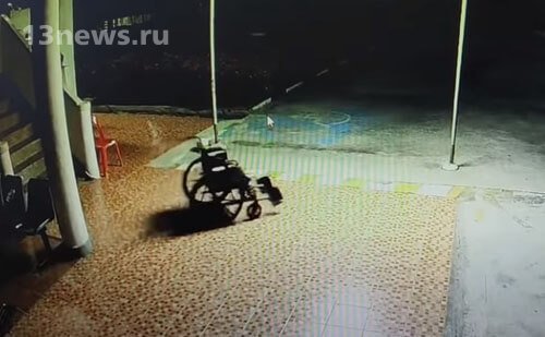 В Таиланде сняли на камеру "призрака" в инвалидной коляске