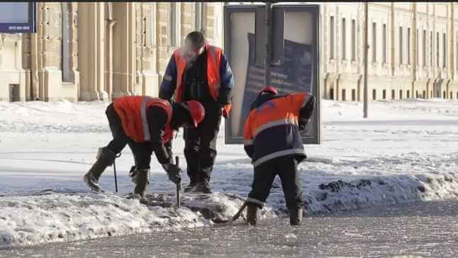 Беглов готов штрафовать управляющие компании за уборку снега вместо поддержки