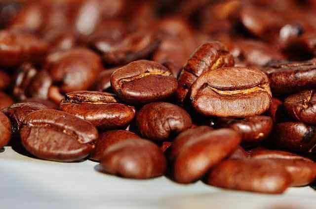 Исследование: кофеин повышает бдительность и точность обнаружения движущихся целей