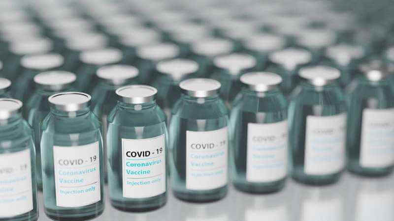 Изучена эффективность 3-х вакцин от COVID-19