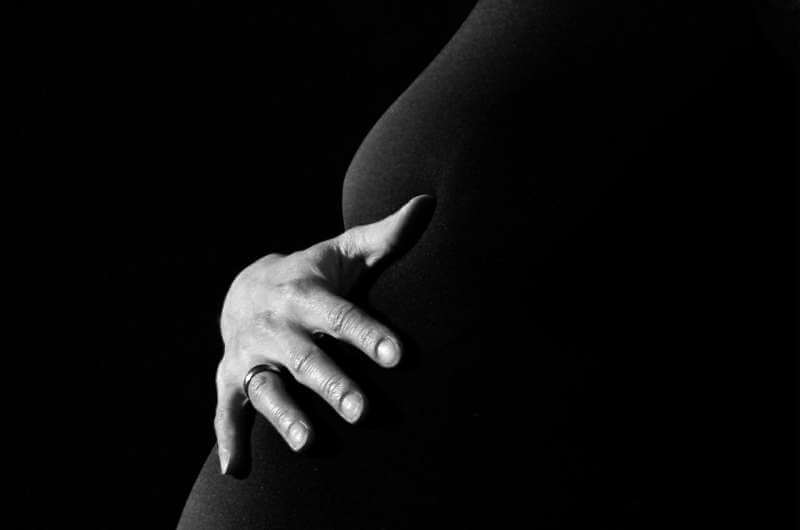 Воздействие алкоголя на плод беременной женщины может увеличить риск развития рака молочной железы