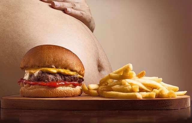 Люди с жировой болезнью печени живут почти на три года меньше, чем здоровые